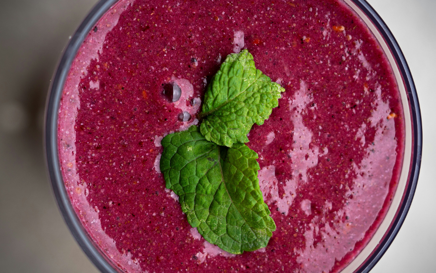 How to Make a Smoothie That Actually Counts as Breakfast